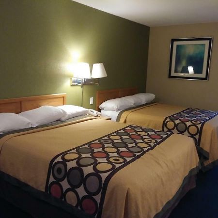 Budgetel Inn & Suites Butler Екстер'єр фото