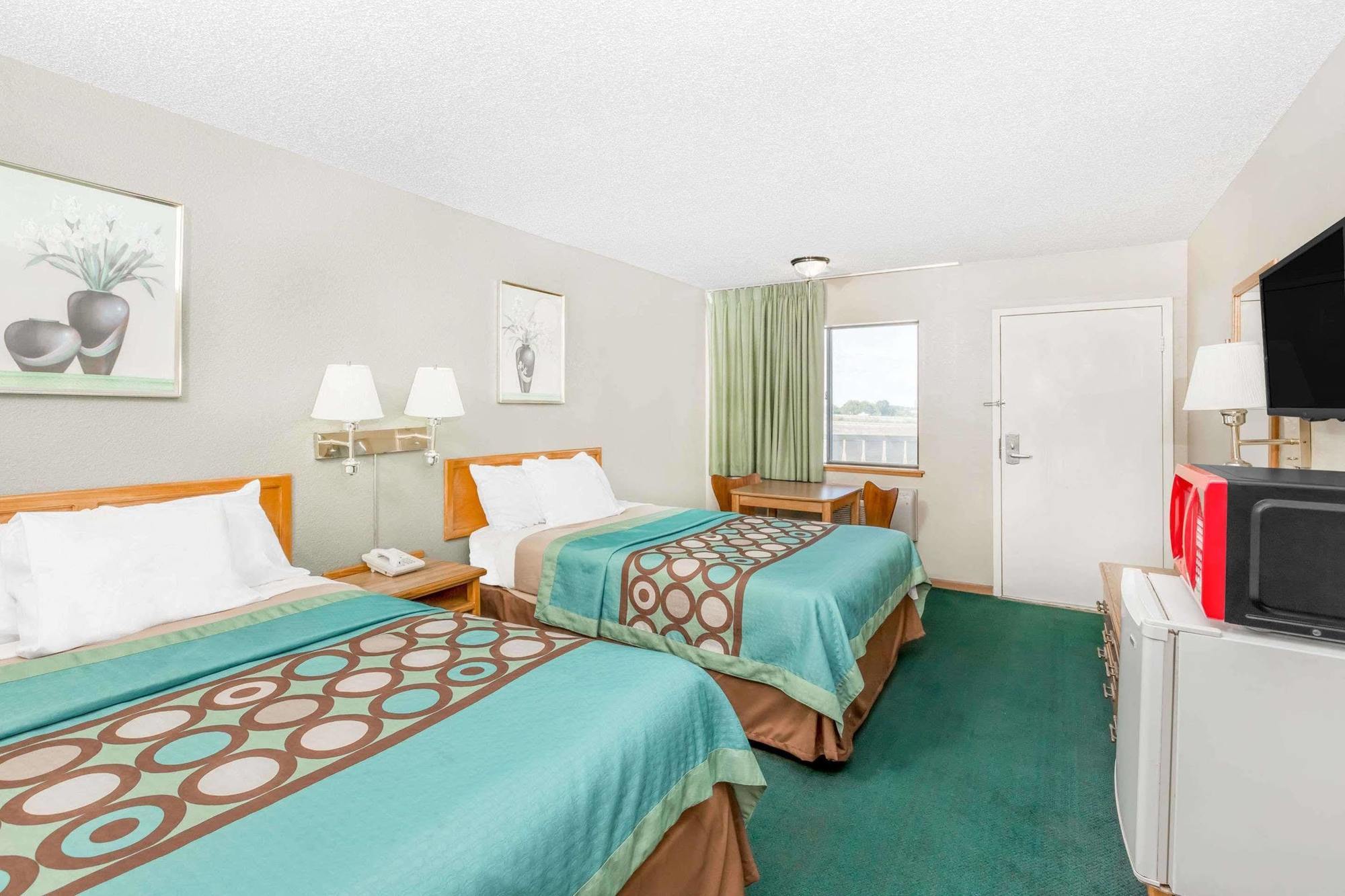 Budgetel Inn & Suites Butler Екстер'єр фото