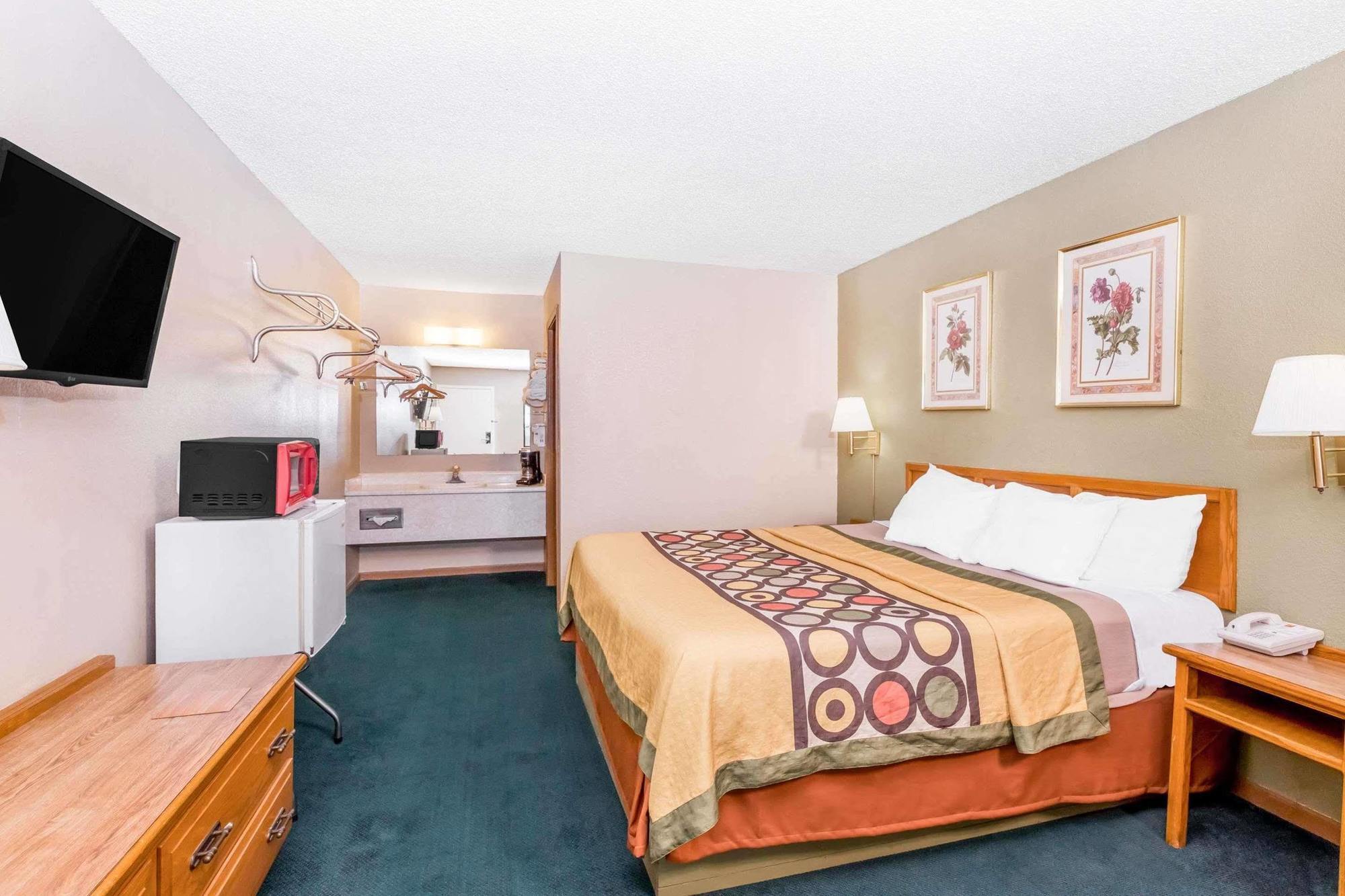 Budgetel Inn & Suites Butler Екстер'єр фото
