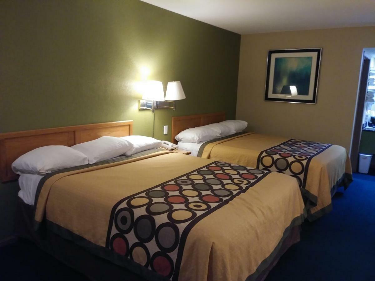 Budgetel Inn & Suites Butler Екстер'єр фото